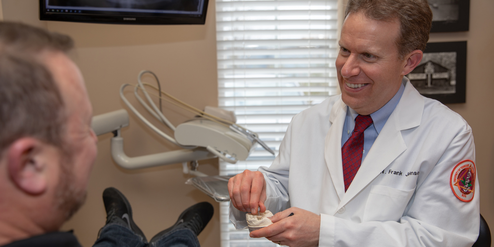 Dr Johnson implant supported dentures in hixson tn